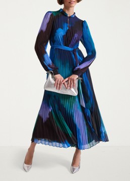 Blue Outfit Ideas Pinterest Duchess Sophie's Mood-boosting Blue Dress Is  The Trending Tone That's Perfect