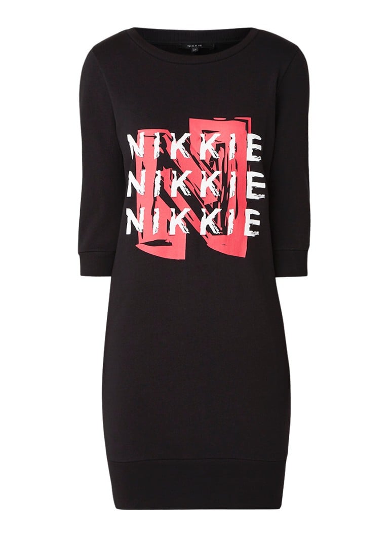 NIKKIE Graffiti sweaterjurk met logoprint zwart