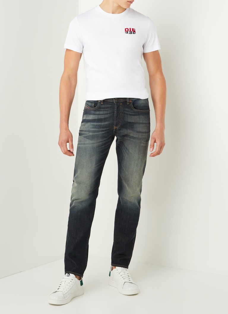 Diesel Buster-X tapered fit jeans met donkere wassing
