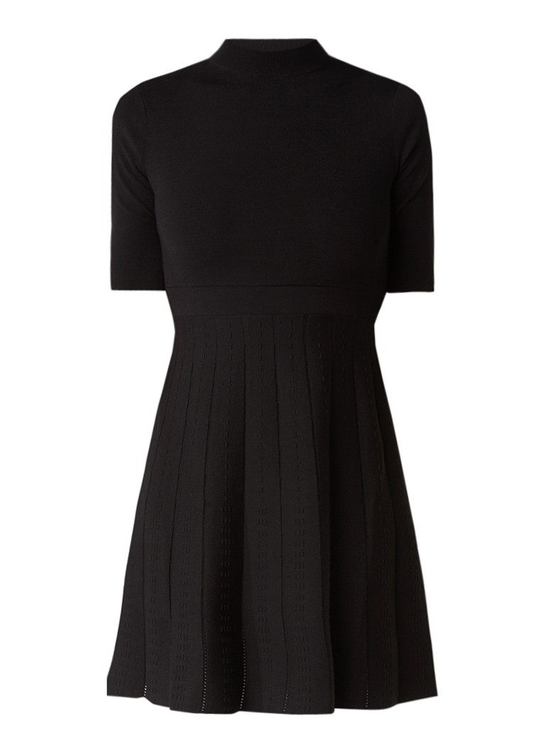 MO&Co. A-lijn jurk met plissé en structuur zwart