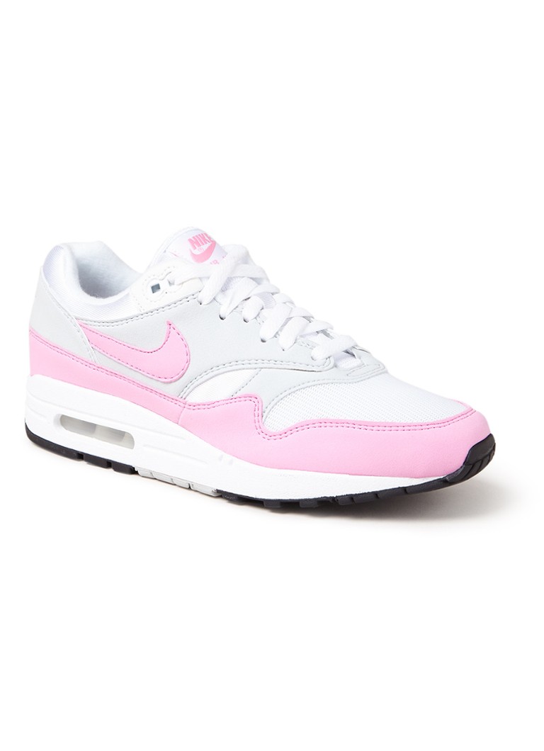 nike md valiant gold