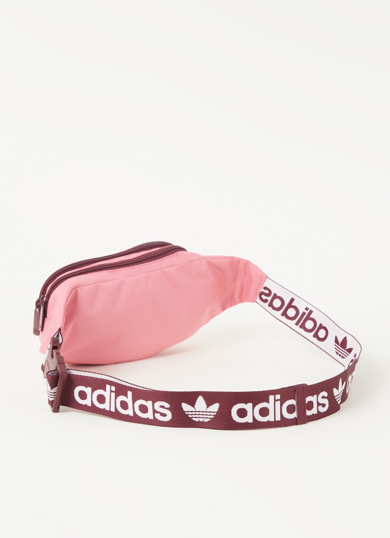 zijde Keel Couscous adidas Adicolor heuptas met logo • Roze • de Bijenkorf