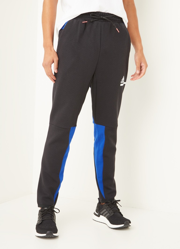 adidas ZNE tapered fit sweatpants met colourblocking â¢ Royalblauw â¢ de Bijenkorf