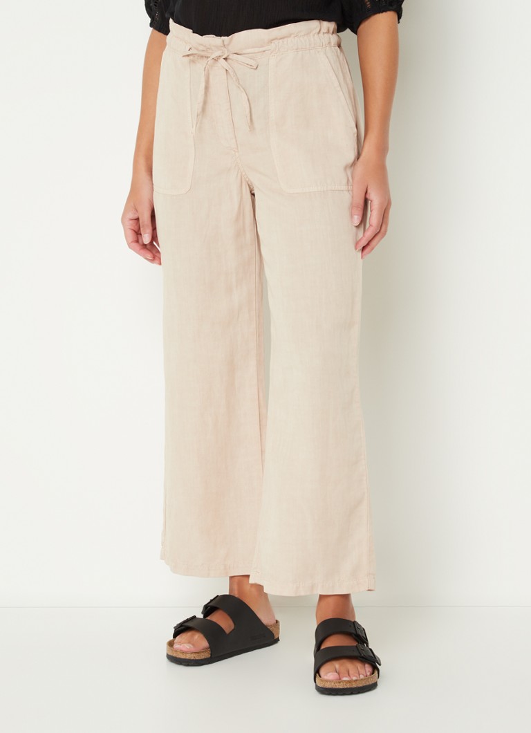 Frons legaal Lang alchemist Ember high waist wide fit cropped pantalon in lyocellblend • Donkerbeige • de Bijenkorf Frons legaal Lang alchemist Ember high waist wide fit cropped pantalon in lyocellblend • Donkerbeige • de Bijenkorf