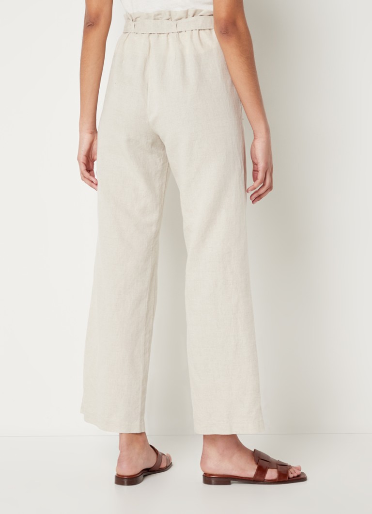 Kort leven Spin controller alchemist Lara high waist wide fit pantalon in linnenblend met strikceintuur • Beige • de Bijenkorf Kort leven Spin controller alchemist Lara high waist wide fit pantalon in linnenblend met strikceintuur • Beige • de Bijenkorf