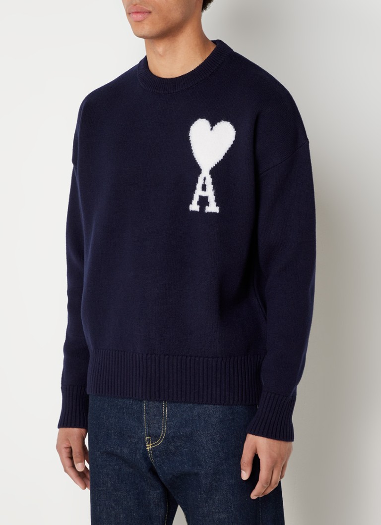 AMI Paris Fijngebreide sweater van scheerwol met logo • Blauw • de Bijenkorf