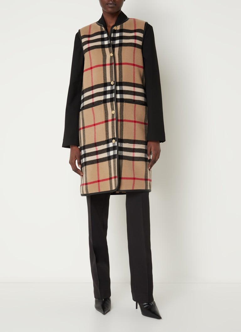 Aankoop ethisch zweer BURBERRY Longline bodywarmer met details van lamsleer en ruitdessin • Beige • de Bijenkorf Aankoop ethisch zweer BURBERRY Longline bodywarmer met details van lamsleer en ruitdessin • Beige • de Bijenkorf