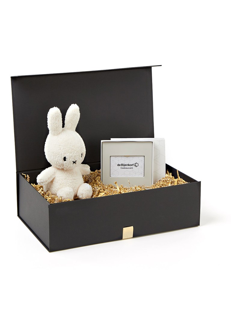 Omdat Numeriek optie Cadeaupakketten Baby Cadeau - Nijntje knuffel & Cadeaucard • de Bijenkorf