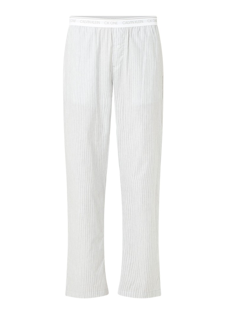 Menselijk ras Ingenieurs Post impressionisme Calvin Klein CK One pyjamabroek van katoen met streepprint • Lichtgrijs •  de Bijenkorf
