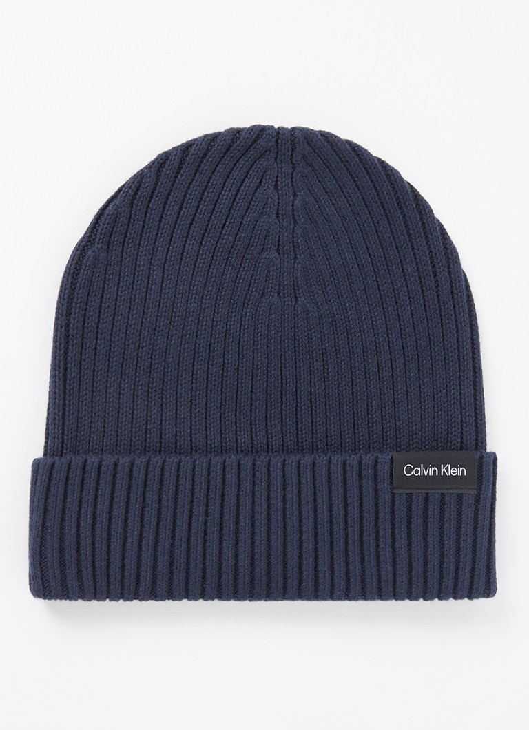 Calvin Klein Ribgebreide muts met logo • Donkerblauw • de Bijenkorf