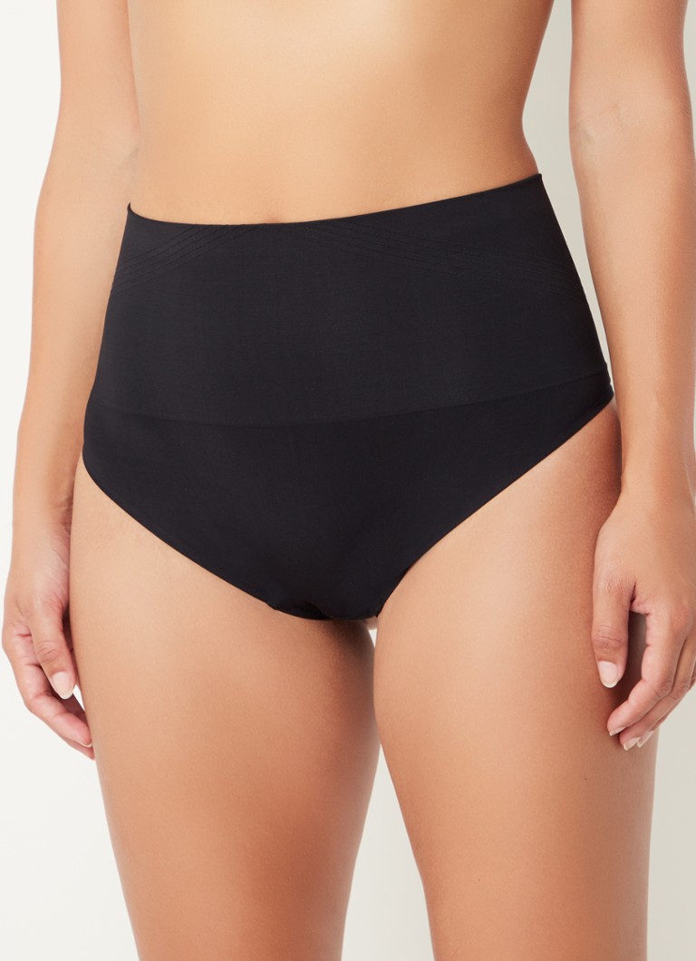Chantelle - Smooth Comfort high waisted corrigerende slip - Zwart