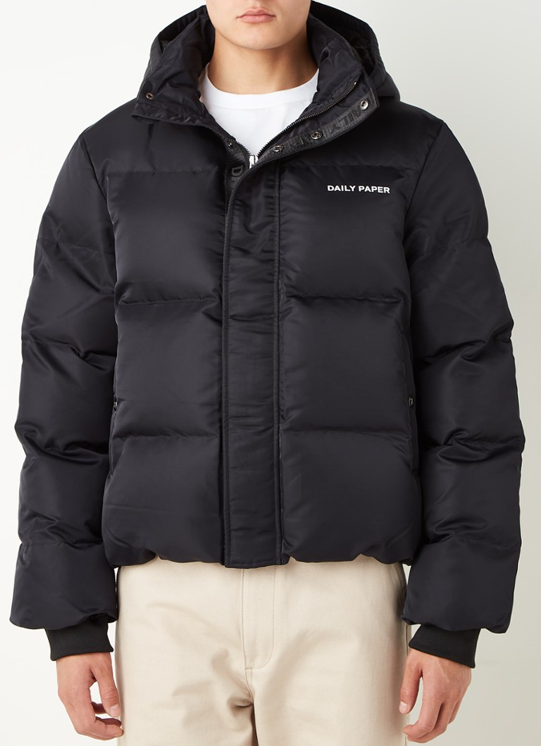 daily-paper-epuffa-puffer-jack-met-afneembare-capuchon-zwart-de