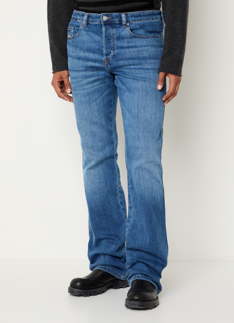 Diesel - 1998 D-Buck bootcut jeans met medium wassing - Indigo