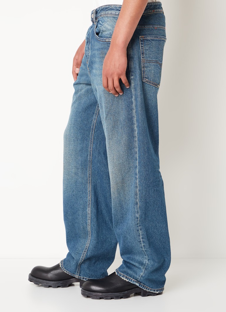 Diesel 2001 D-marco loose fit jeans met steekzakken