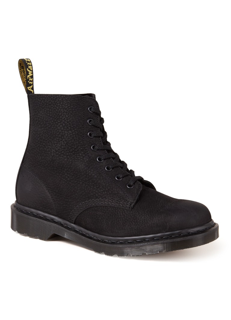 dr martens boots nubuck