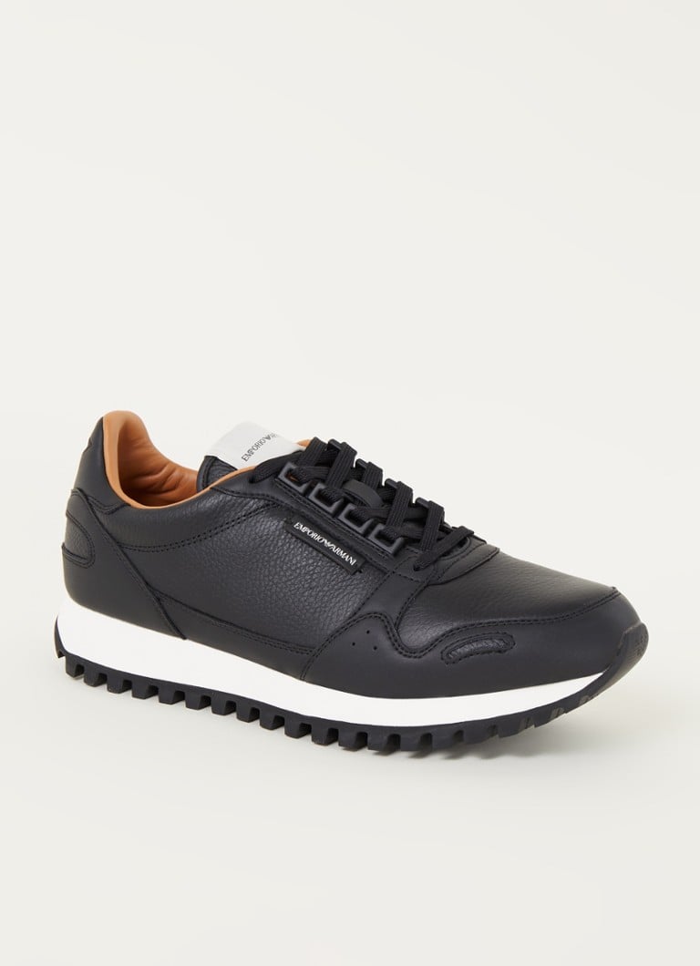 Minder dan Over instelling Grof Emporio Armani Sneaker van leer • Zwart • de Bijenkorf