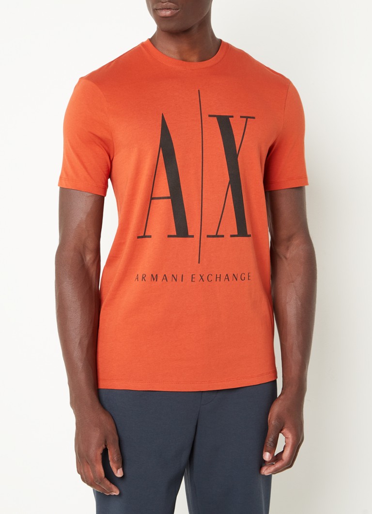 terwijl bubbel Umeki Emporio Armani T-shirt met logoprint • Oranjebruin • de Bijenkorf