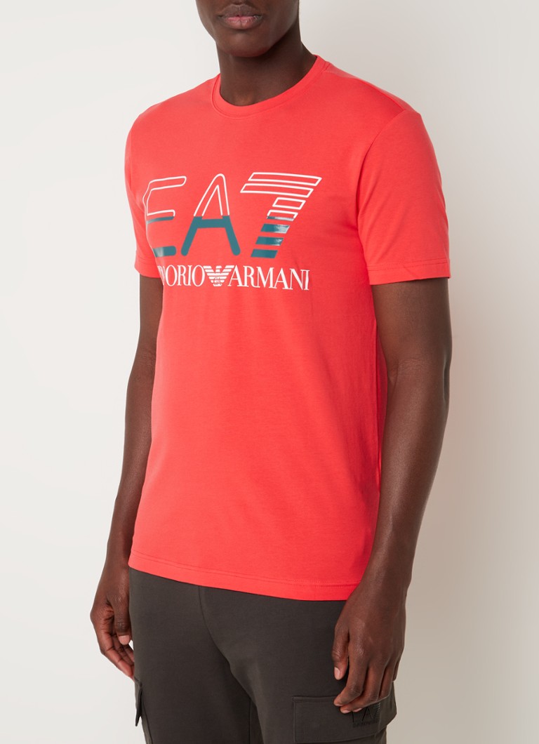 gebed Mogelijk komedie Emporio Armani T-shirt met logoprint • Rood • de Bijenkorf