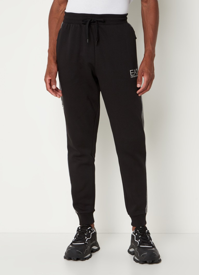 Emporio Armani - Tapered fit joggingbroek met logoband - Zwart