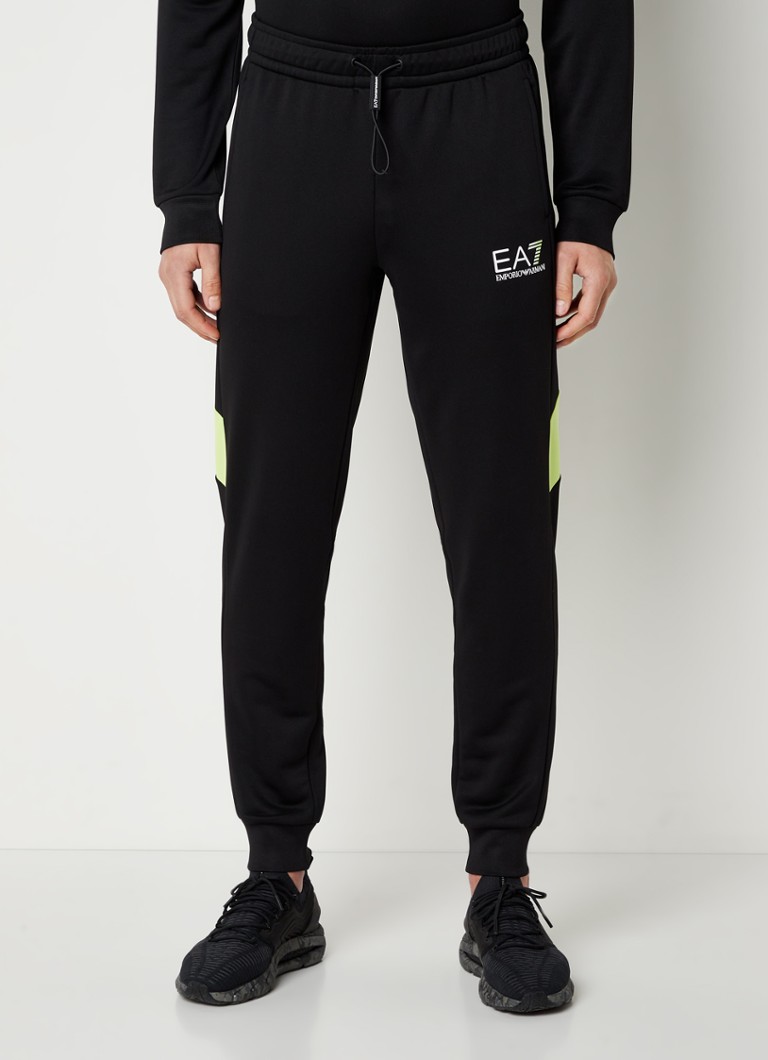 Emporio Armani - Tapered fit joggingbroek met steekzakken en logo - Zwart