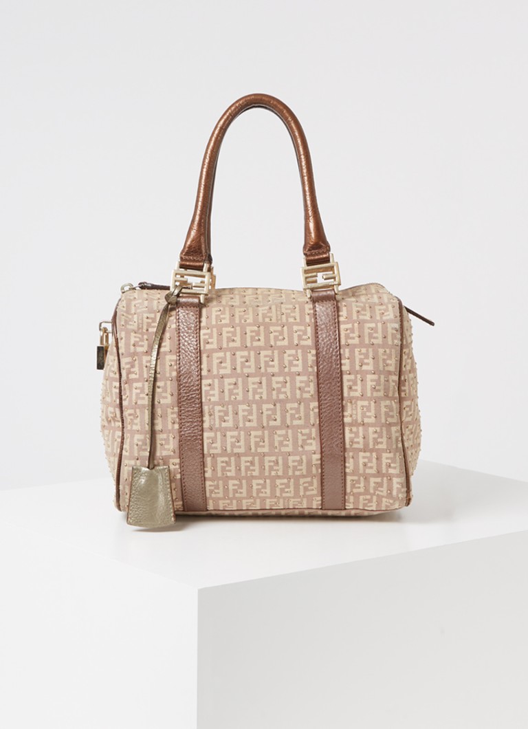 Locomotief Riskant Prestatie Fendi Vintage handtas met leren details en studs • Beige • de Bijenkorf