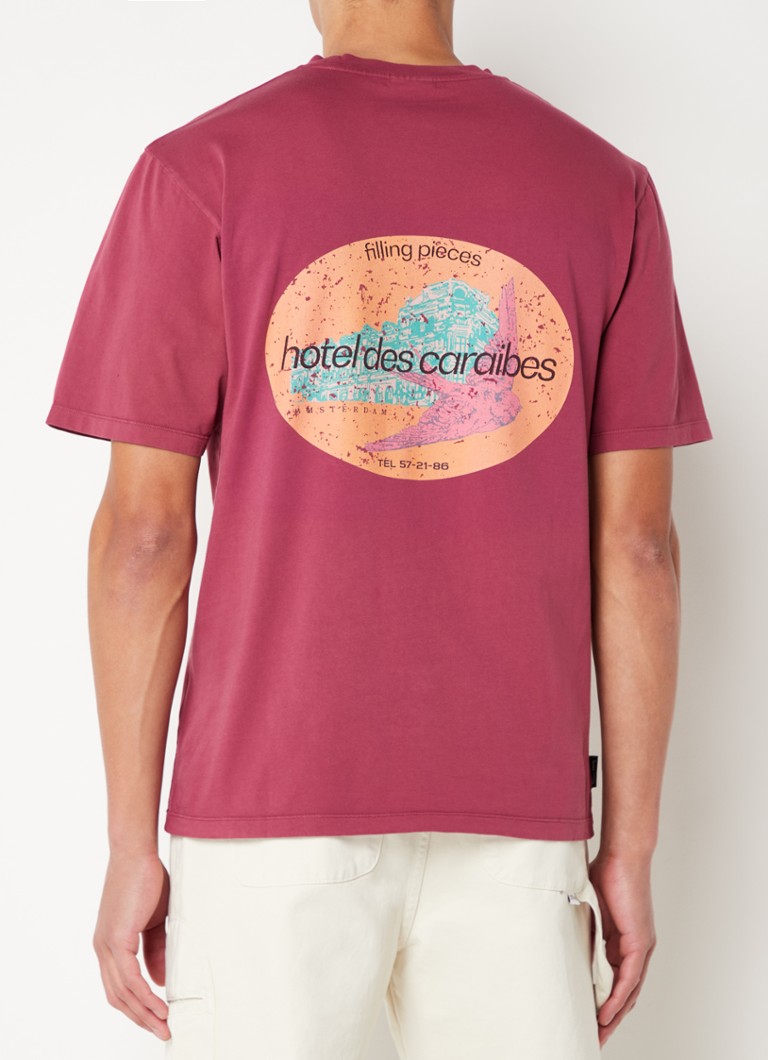 Filling Pieces Studio T-shirt met logo- en backprint • Bordeauxrood ...
