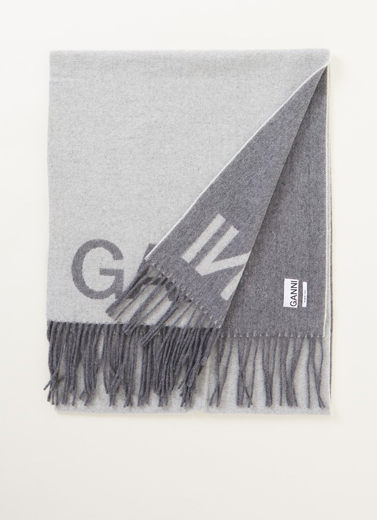Ganni Sjaal wol met logo franjes 250 x cm • Lichtgrijs • Bijenkorf