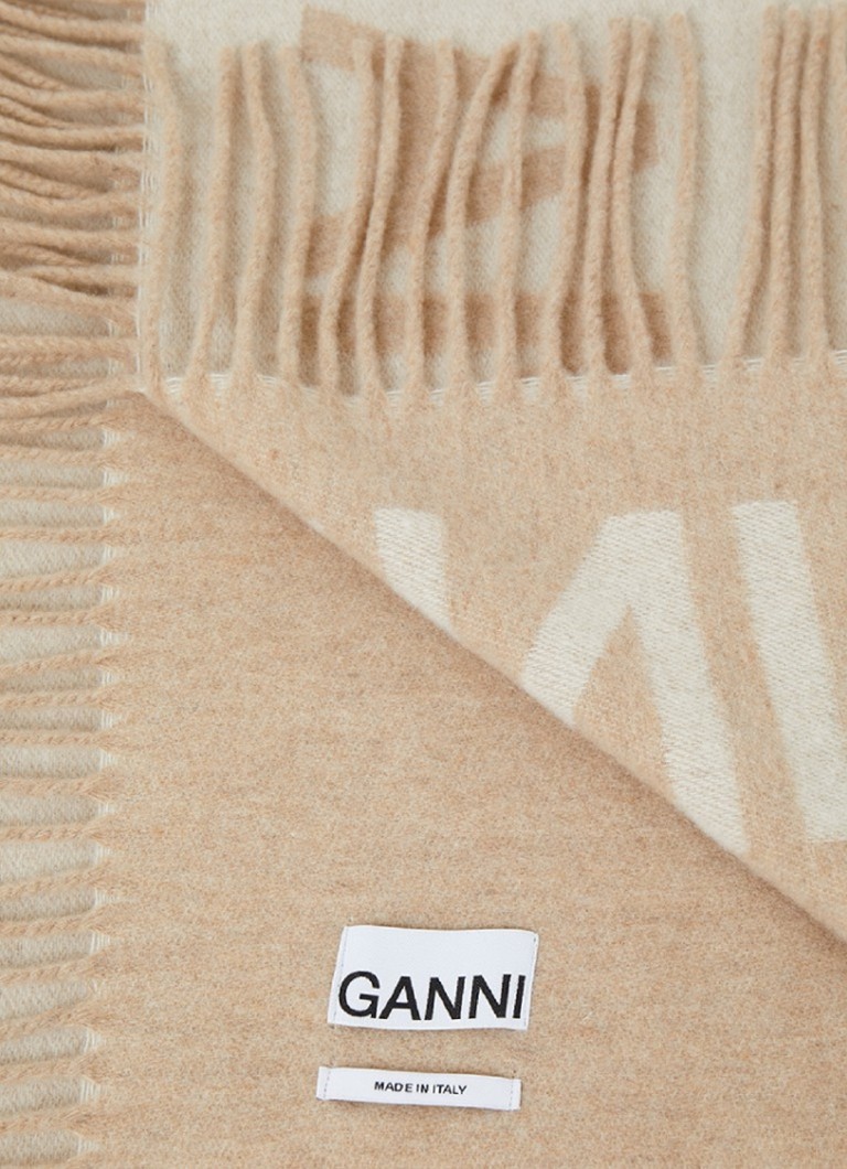 ganni sjaal