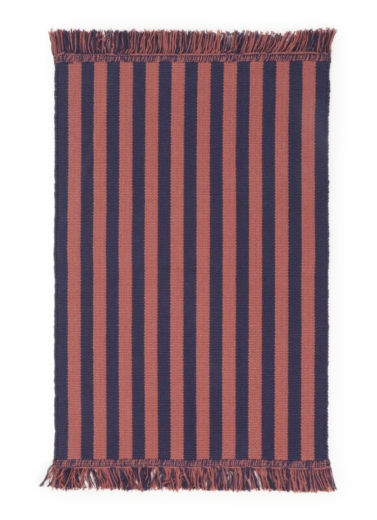 Hay - Stripes & Stripes vloerkleed 52 x 95 cm - Donkerblauw