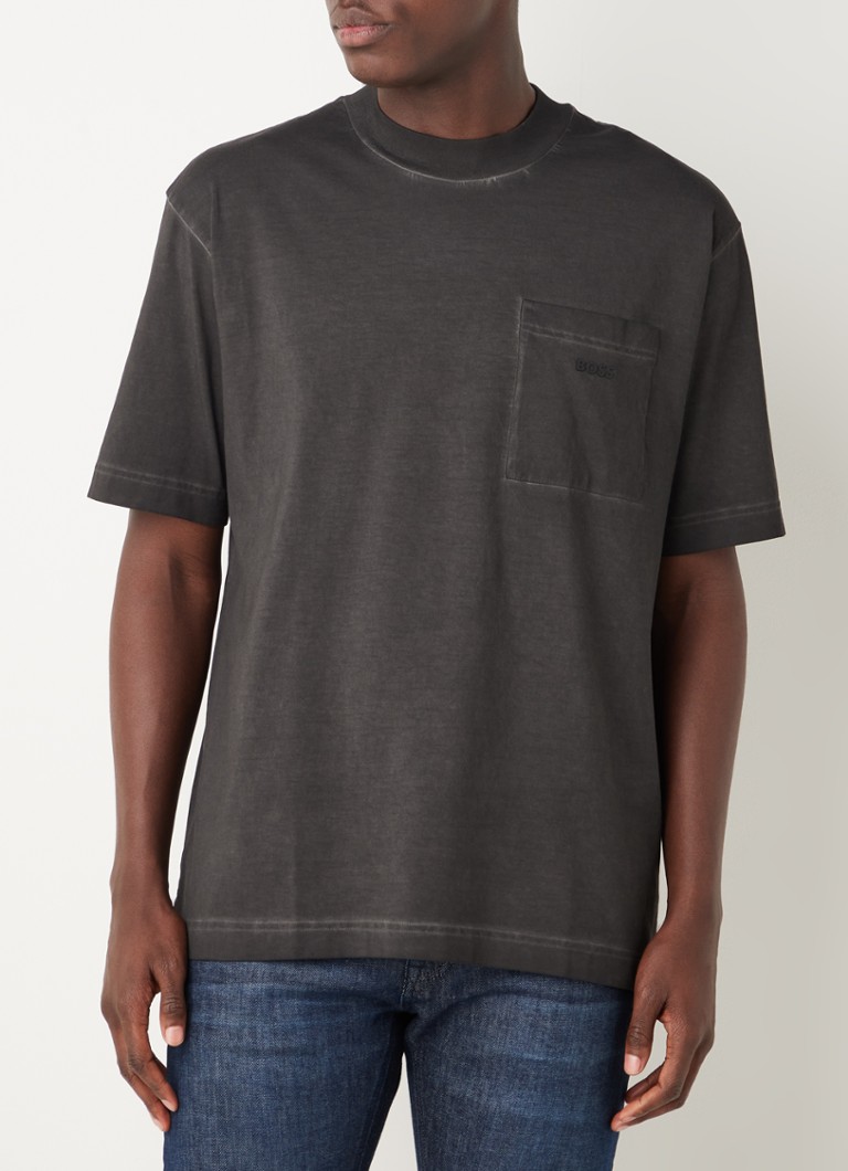 HUGO BOSS - Tokkspocket T-shirt met borstzak en logo - Zwart
