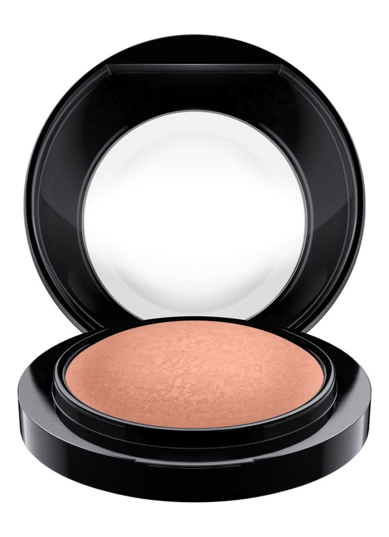 MAC Cosmetics Mineralize