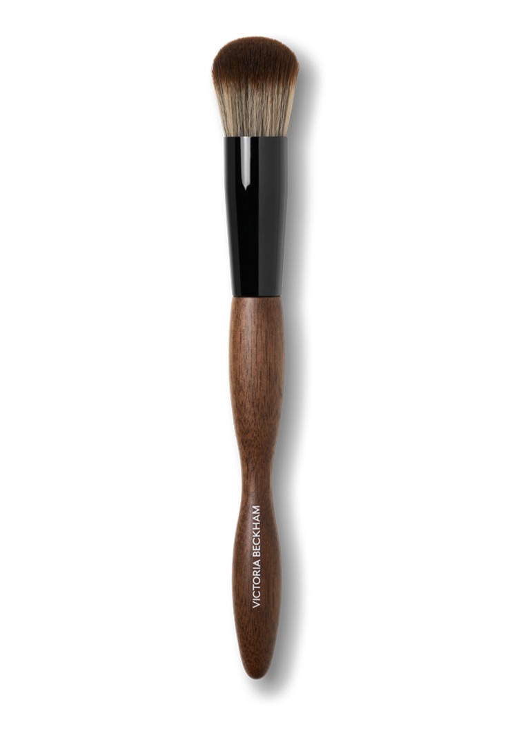 Victoria Beckham 12 Buffer - make-up kwast 1MAAT Make-up - Deal