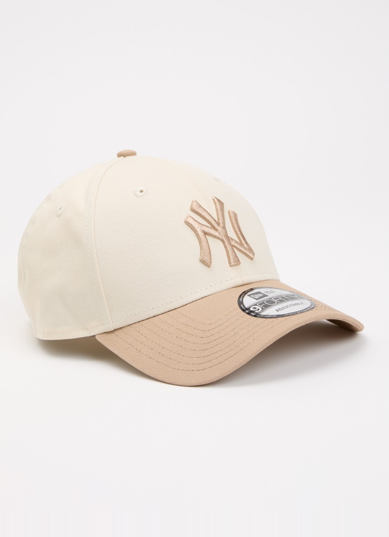 New Era Heren Pet met logoborduring in de kleur Beige, maat: OS