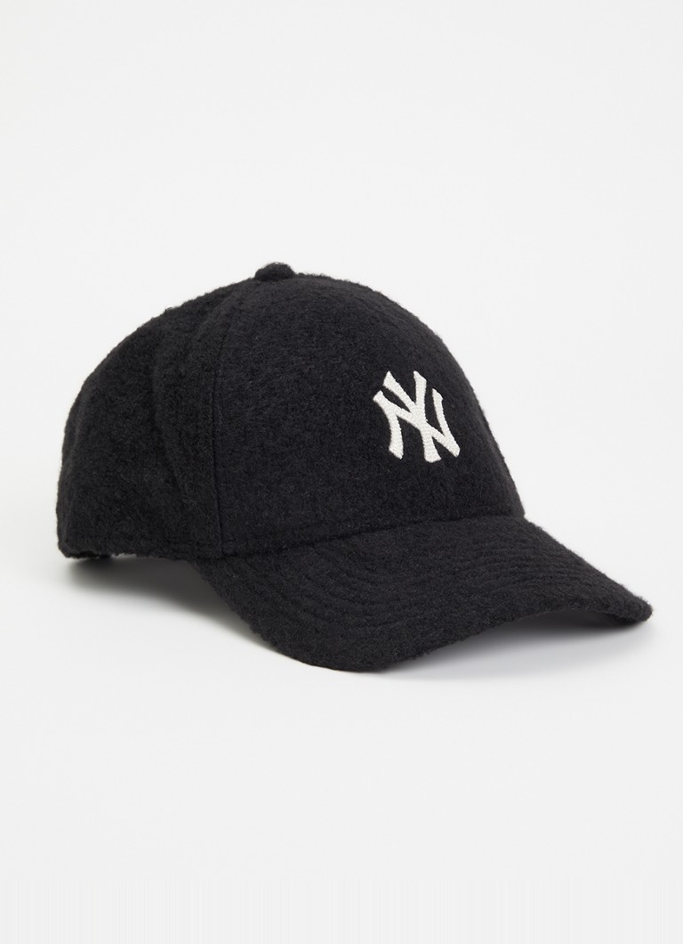 New Era Heren Pet van teddy en logoborduring in de kleur Zwart, maat: One Size