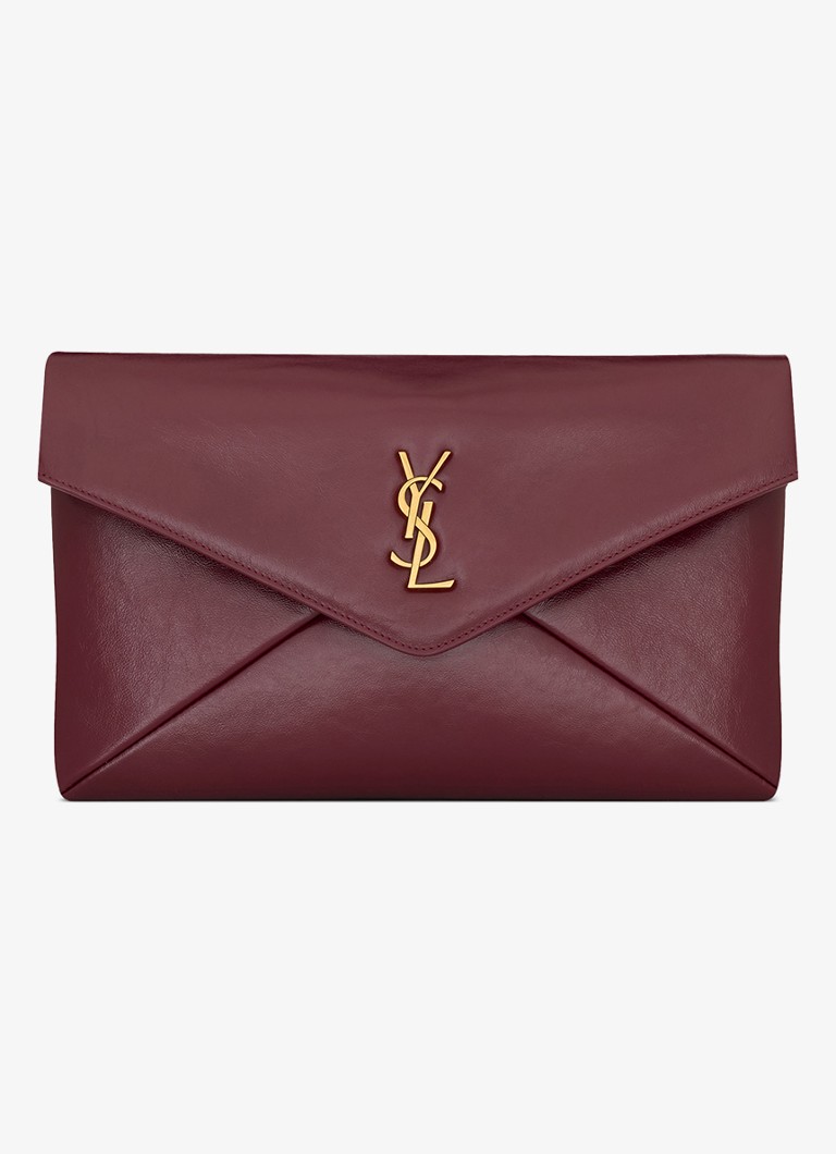 Saint Laurent Dames Cassandre Envelope Large clutch van kalfsleer in de kleur Bordeauxrood