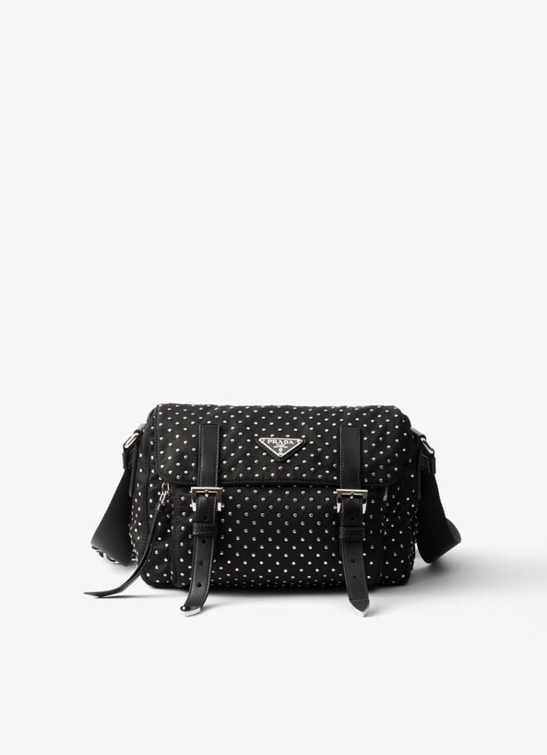 Prada Dames Re-Nylon schoudertas met leren details en studs in de kleur Zwart