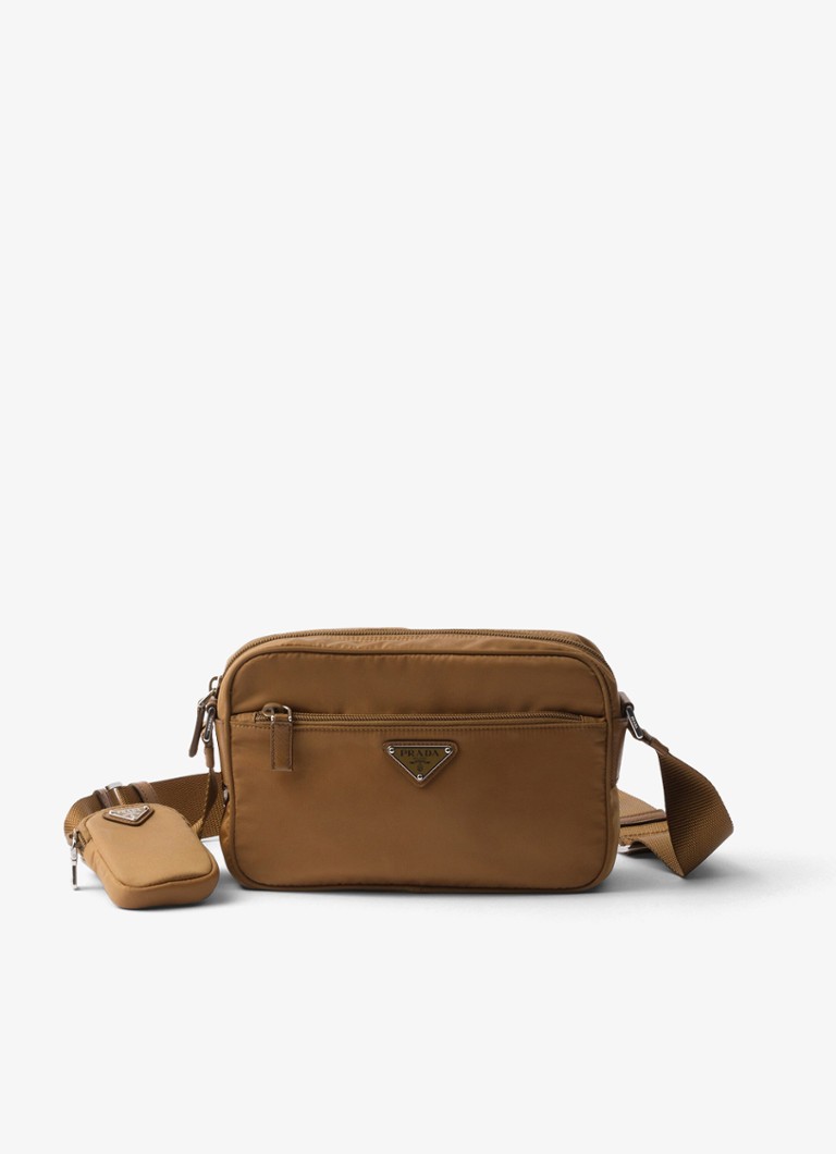 Prada Dames Re-Nylon crossbodytas met logo in de kleur Camel