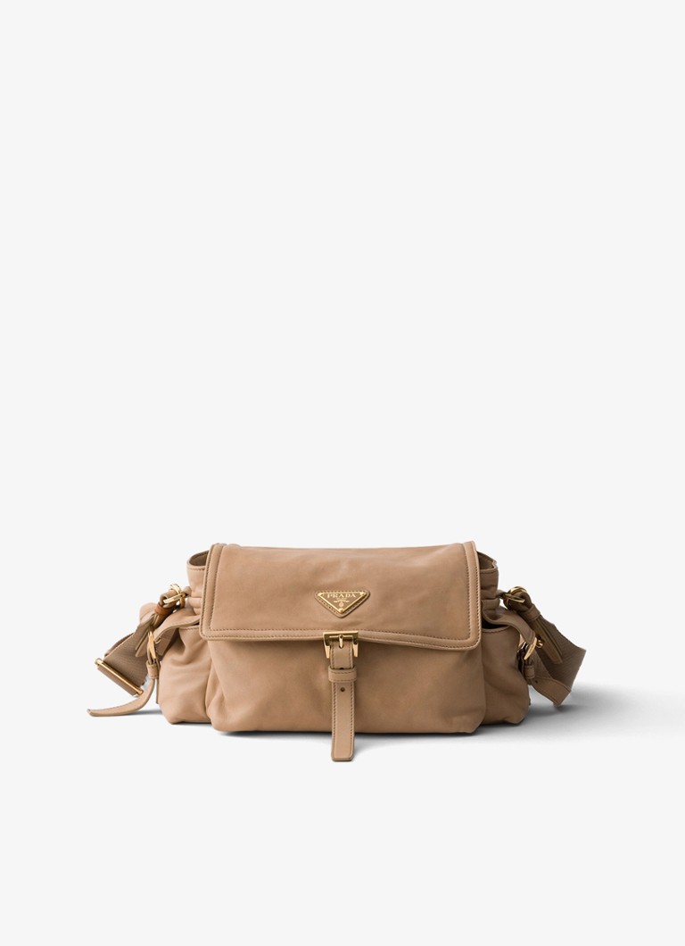 Prada Dames Explore Medium schoudertas van lamsleer in de kleur Beige