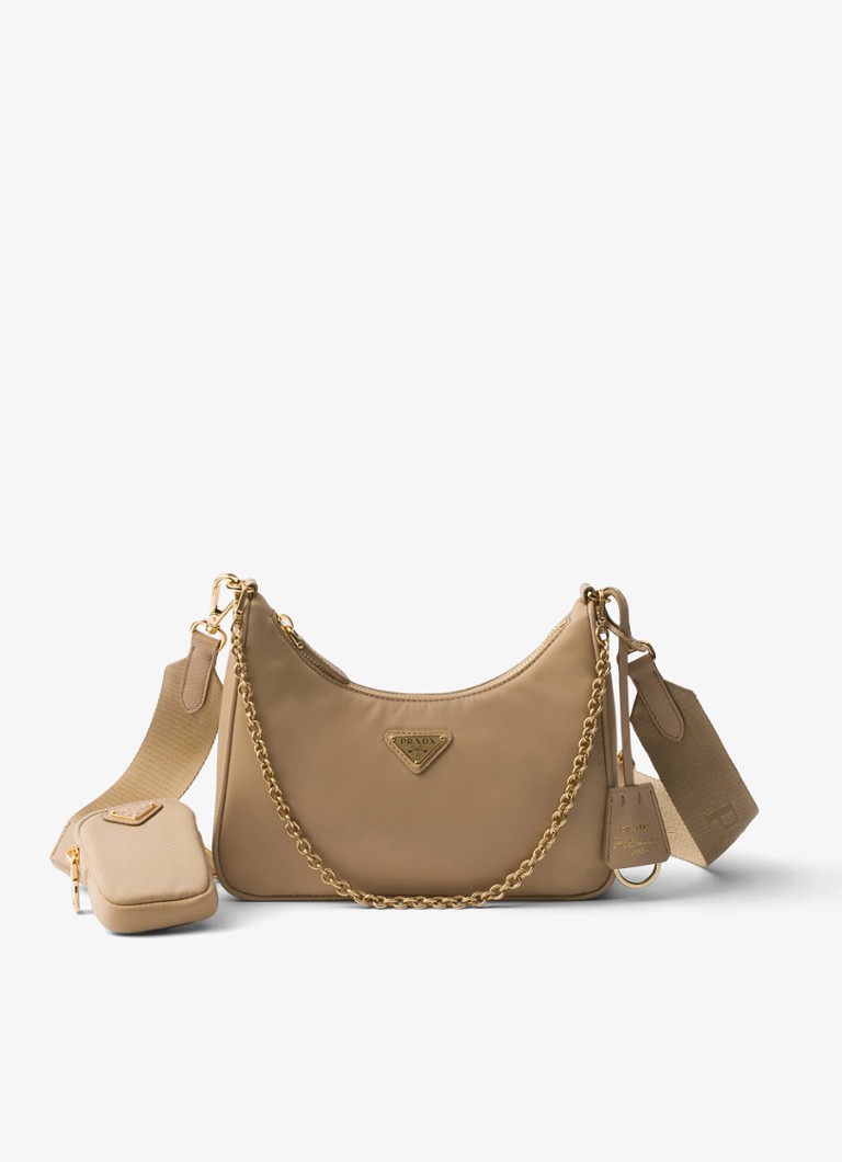 Prada Dames Re-Edition 2005 Re-Nylon schoudertas met leren details in de kleur Camel