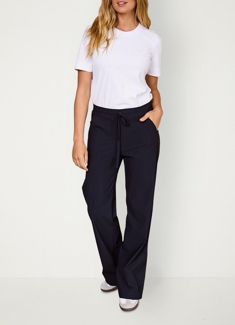 Studio Anneloes Dames Abigail mid waist flared fit joggingbroek van travelstof in de kleur Zwart, maat: XXL
