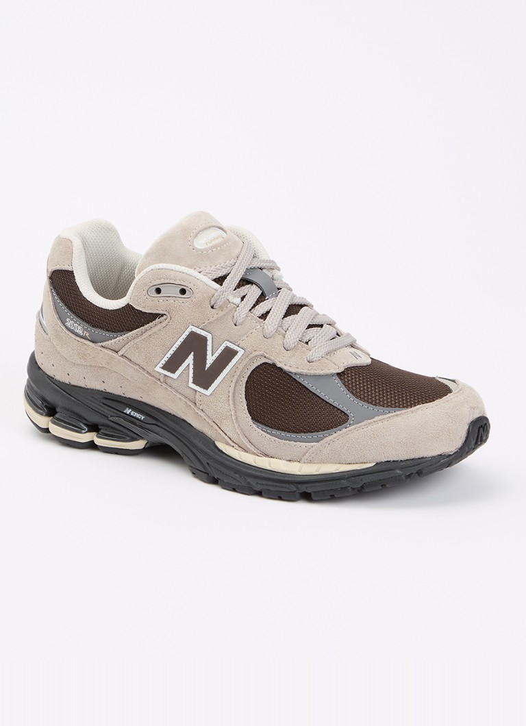 New Balance Heren 2002R sneaker van suède met mesh details in de kleur Beige, maat: 45