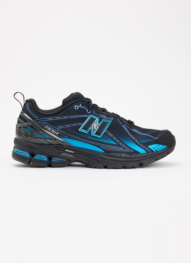 New Balance Heren 1906 sneaker met mesh details in de kleur Zwart, maat: 43