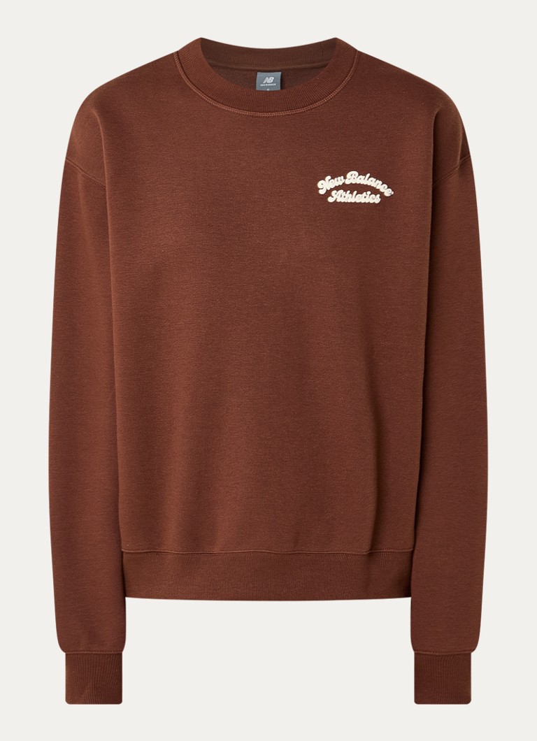 New Balance Dames Heritage sweater met logo- en backprint in de kleur Hazelnootbruin, maat: XS