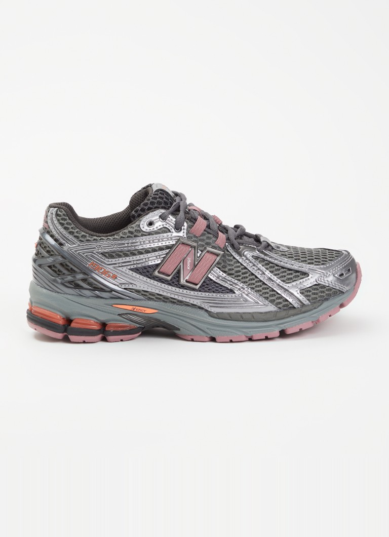 New Balance Dames 1906 sneaker met mesh details in de kleur Zilver, maat: 39,5