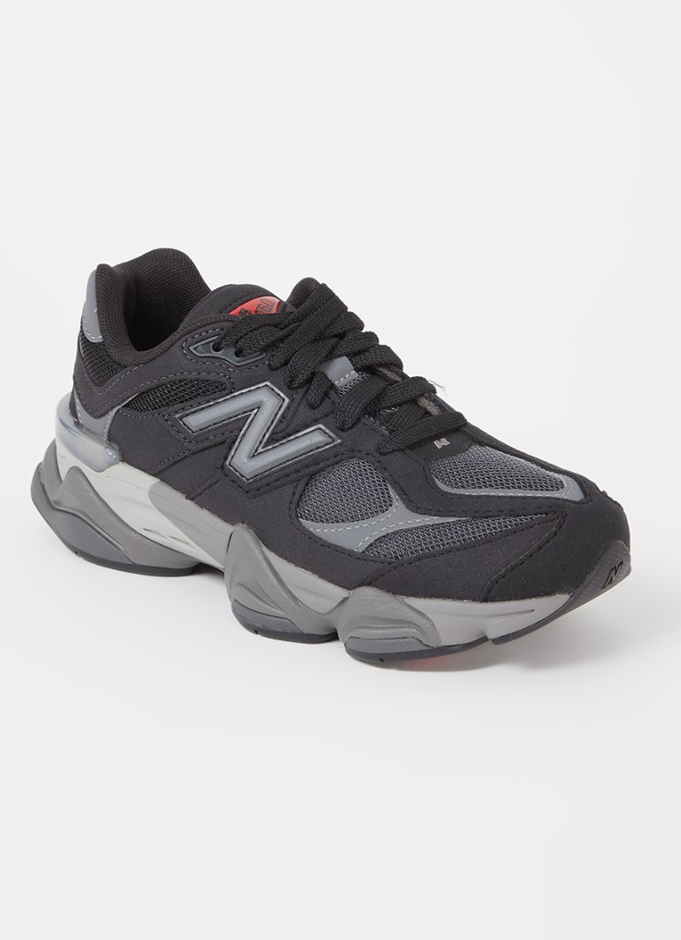 New Balance Meisjes 9060 sneaker met mesh details in de kleur Zwart, maat: 40