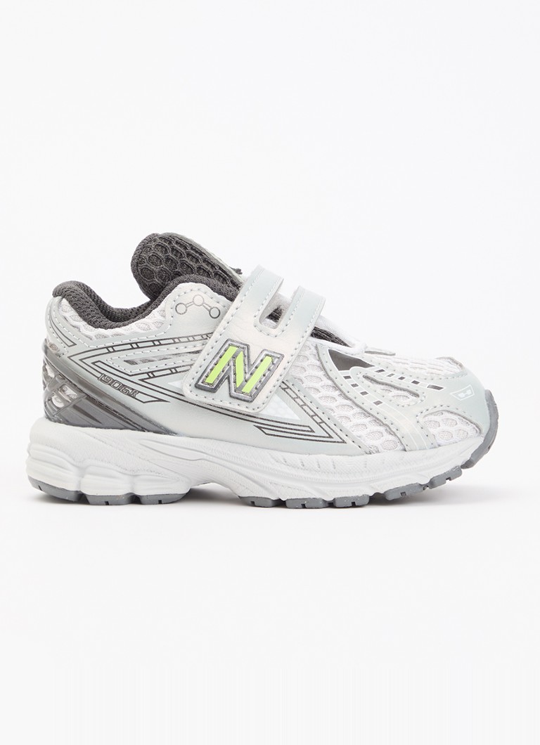 New Balance Jongens 1906 sneaker met mesh details in de kleur Grijs, maat: 24