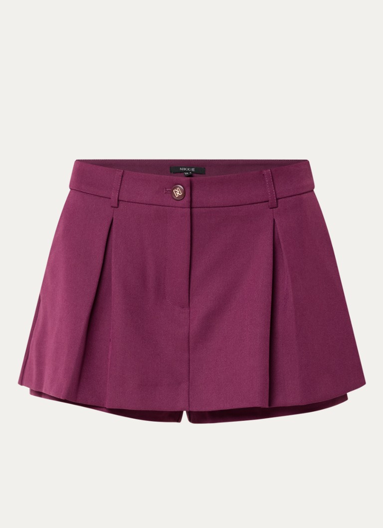NIKKIE Dames Ashira mini rok met plooidetail in de kleur Aubergine