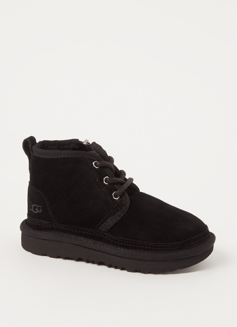 UGG Jongens Neumel II enkellaarsje van suède in de kleur Zwart, maat: 30