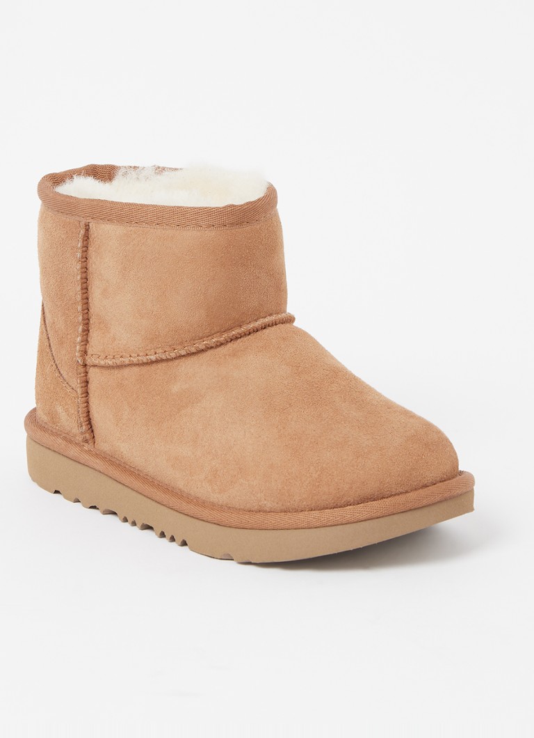 UGG Meisjes Classic Mini II enkellaarsje van suède in de kleur Kastanjebruin, maat: 32,5