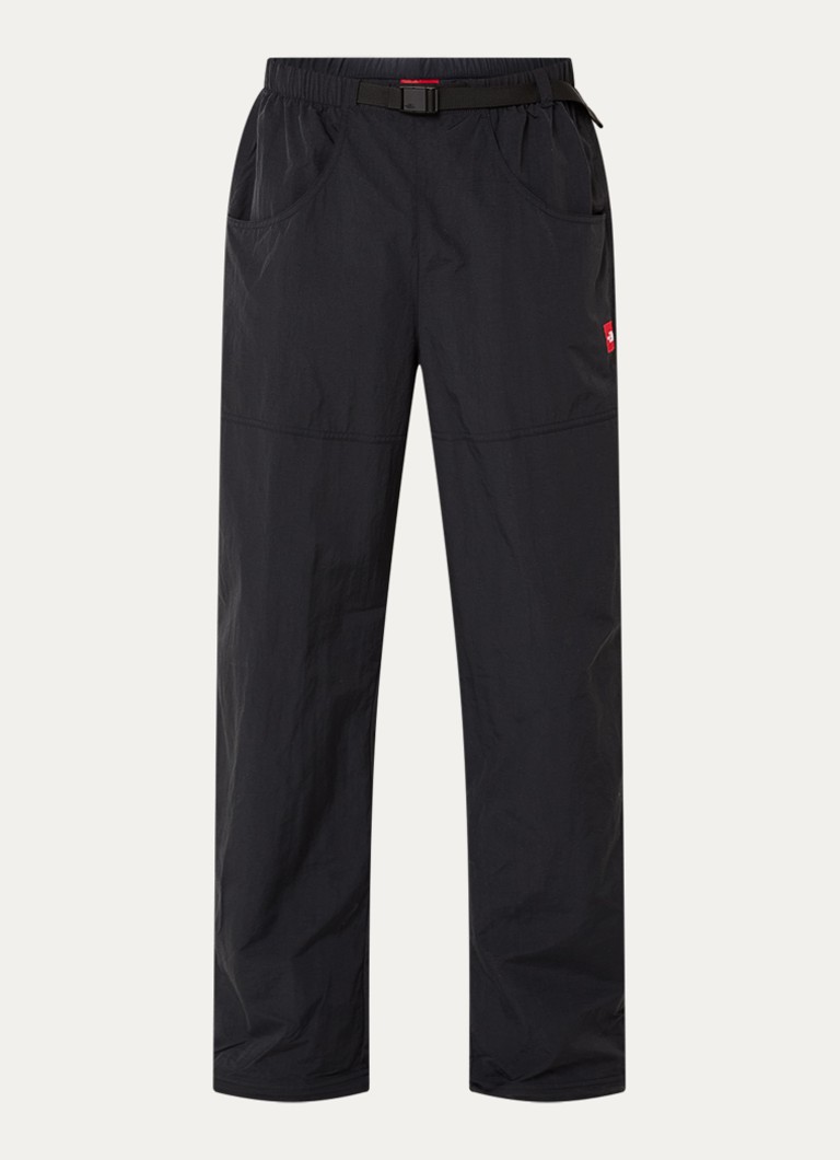 The North Face Heren Red Box tapered fit broek met steekzakken in de kleur Zwart, maat: M